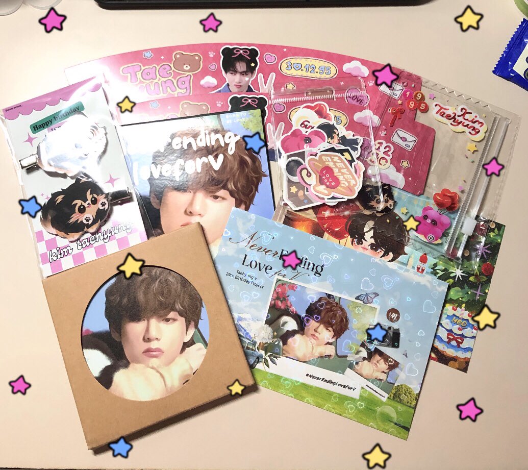 🎀 #NeverEndingLoveforV 
กอวงานนิสวยมากกกกไปงานคุนโบมาหลายงานแล้วถุกใจทุกงานจัดสวยสุดๆกอวก้น่ารักขอบคุณนะคับ