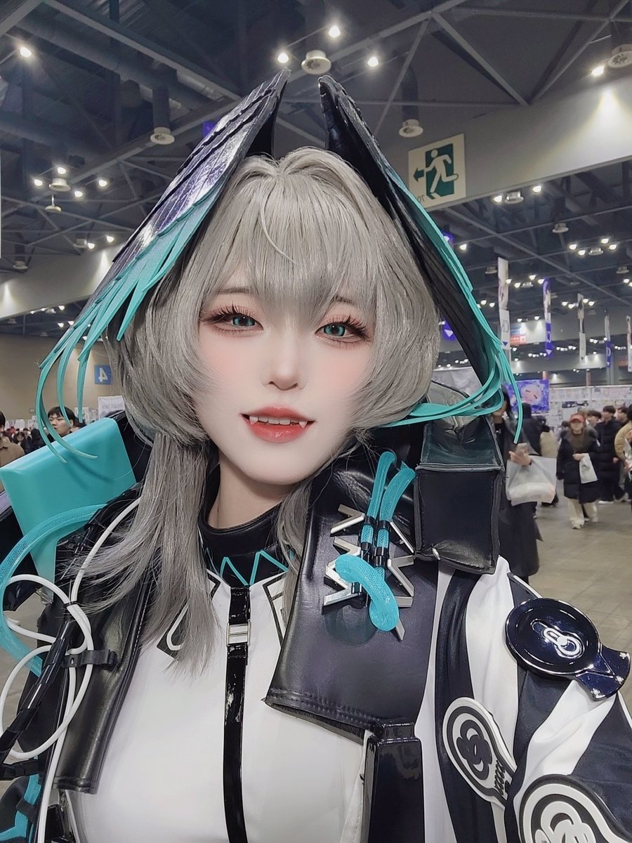 [241221] 서울 코믹월드
명일방주 - 오올헤약
Model : @siru_0207 https://t.co/F8ywYT4puI