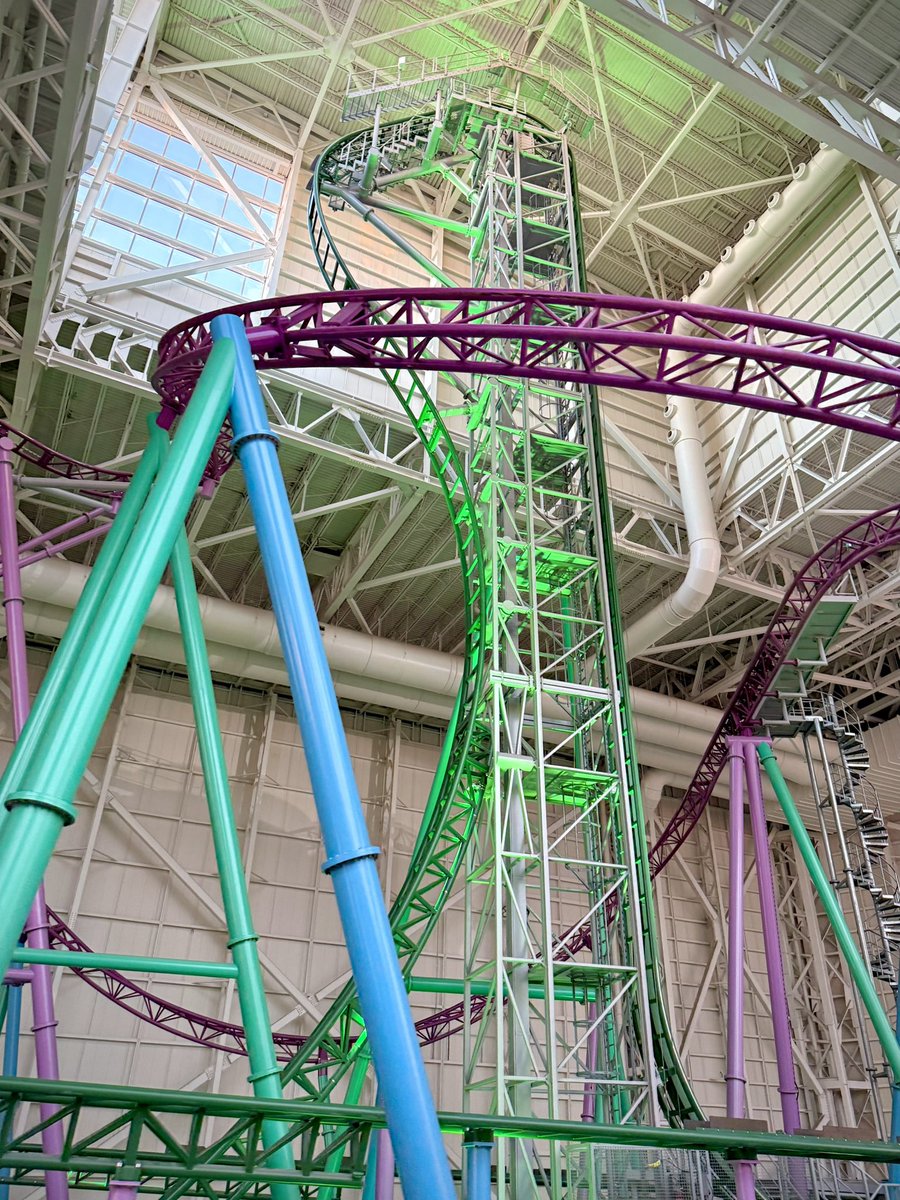 コースター TMNT Shellraiser】 “えぐるような落下”で有名な最大傾斜角度が世界一