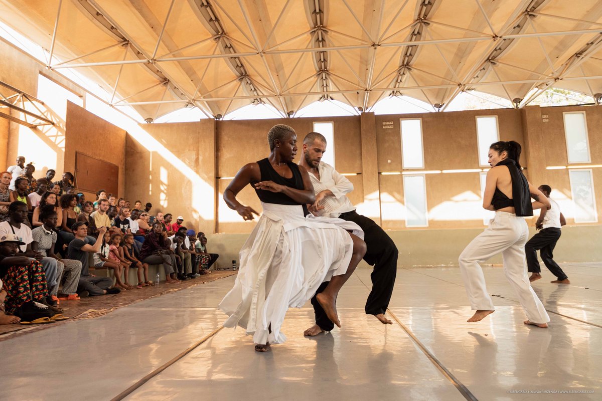 Ecole des Sables tweet media