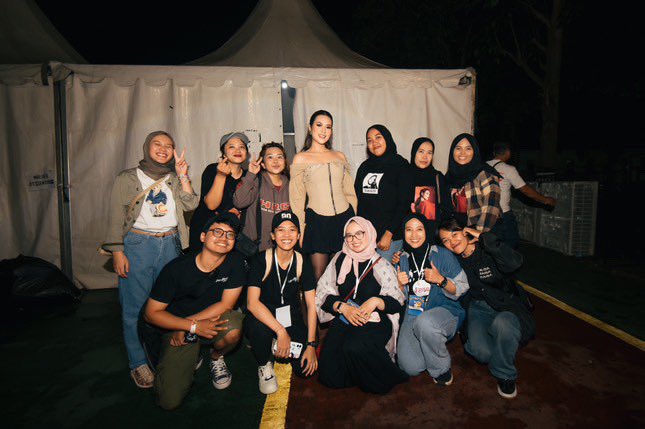 yourRaisa Bandung tweet media