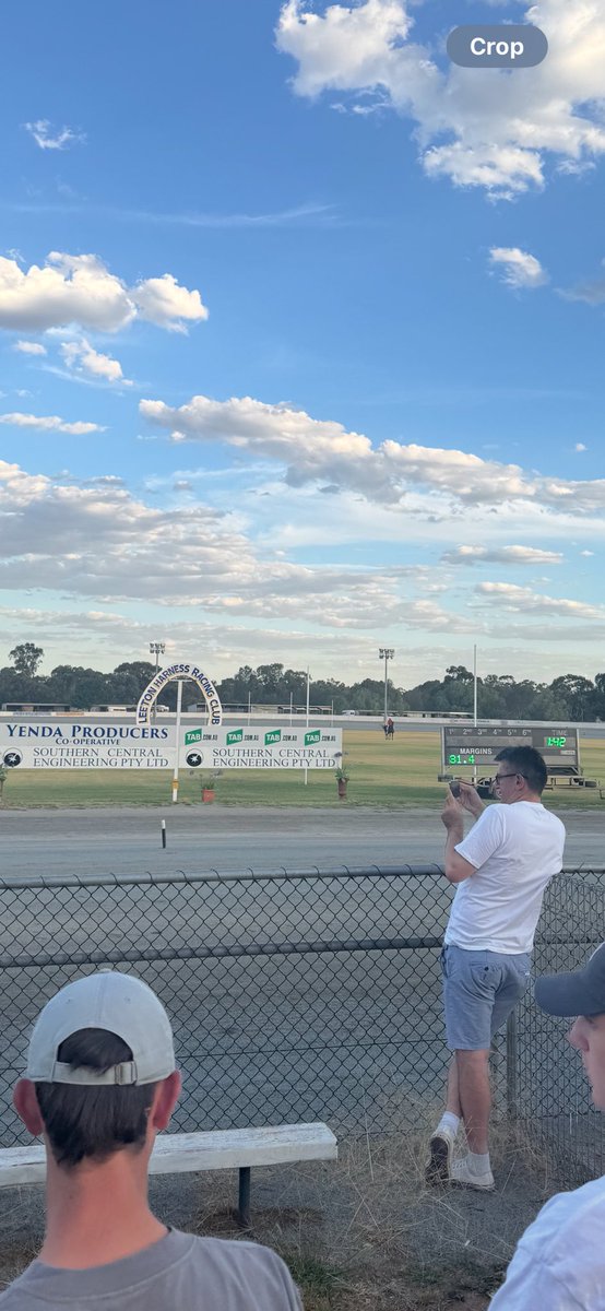 Careful <a href="/sooty173/">Stephen Hunt</a> he’s coming for you 📷 <a href="/Macetrott/">Goran Gorgioski</a>