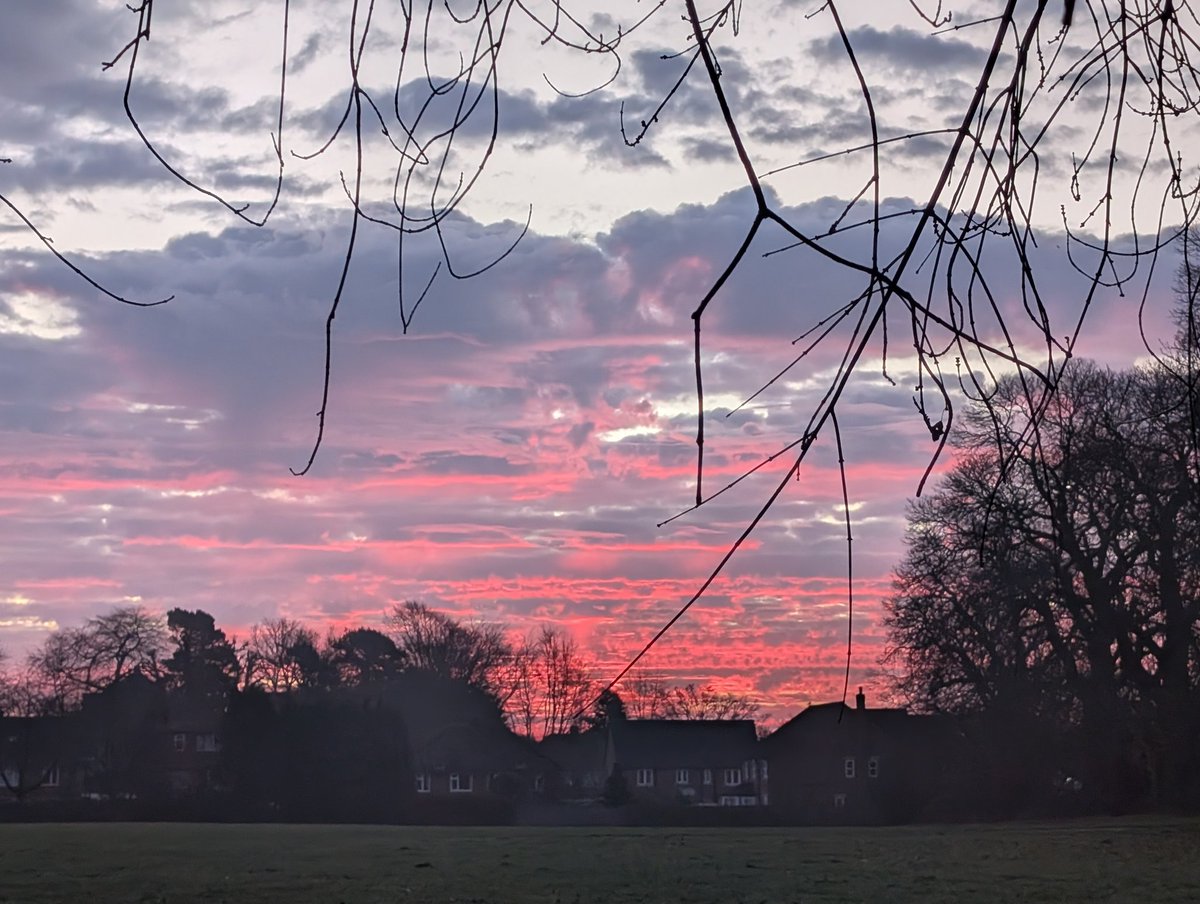Cloudscapes on Boxing Day morning 💜