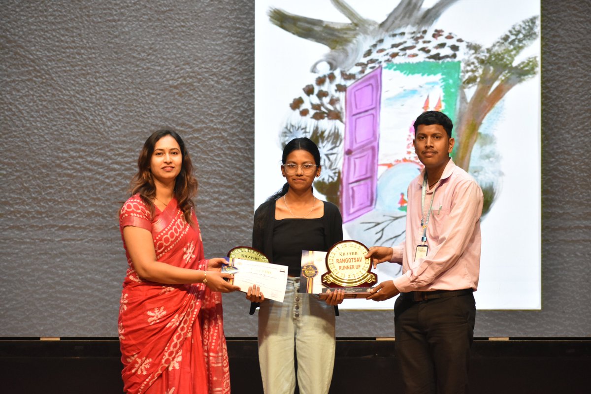 rlsbca's tweet photo. Rhythm2k24
Winners of Sur Kshetra- Solo Singing
Winner- Vinay B and Guruling B
Runner- Sakshi P and Sankirthana D
#rlsbca #rlsibca #klesociety #bcacollege #rhythm2k24 #solodance #dance #danceevent #pucfest #collegefest #winners #bcacollege #belagavicollege #bestcollege https://t.co/5HBycD3VzI
