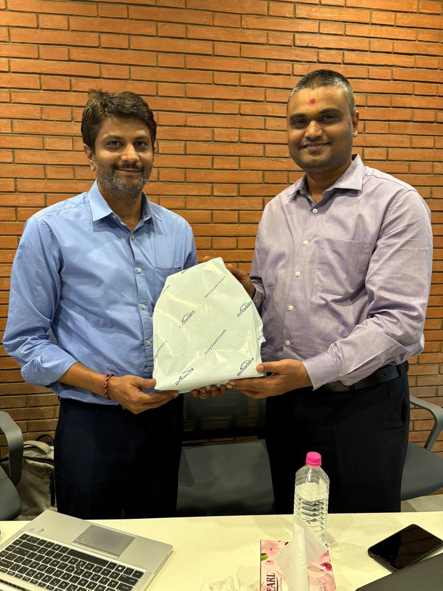 MotadataSystems's tweet photo. Year-end meeting with East Africa distributor 247 Tech celebrated 2024 achievements & planned for 2025 growth. The event concluded with a memento presentation, . Here's to a successful 2025!
#247Tech #Innovation #Growth #AIOps #ServiceOps https://t.co/1v8C6jHpXN