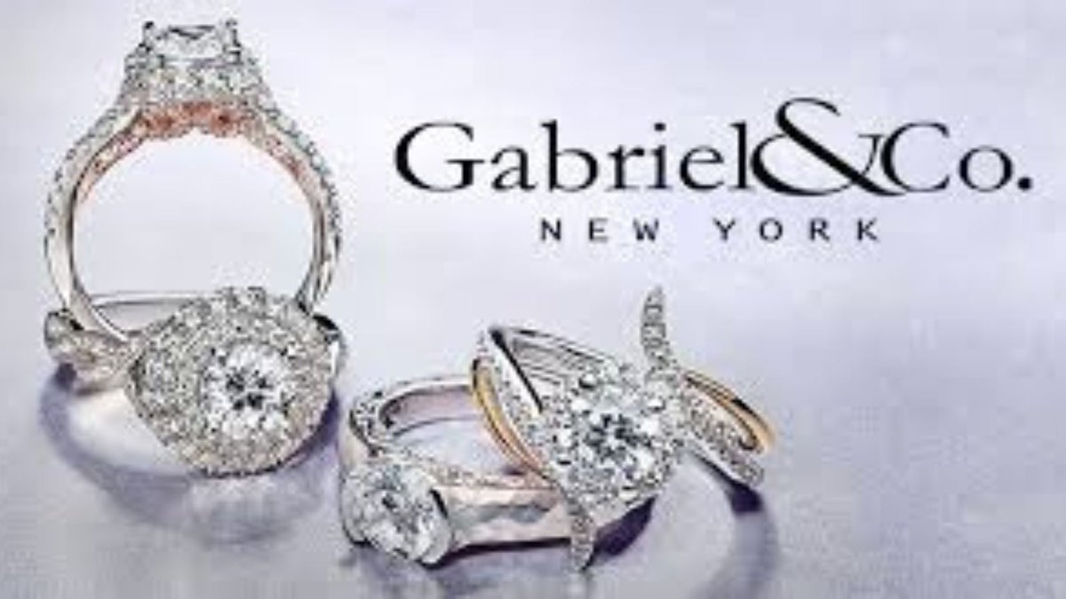 promocouponscom's tweet photo. ✨ Looking for stunning jewelry at a great price? 

📲 Visit: https://t.co/yKPaIuAiCf

💎 Shop with promo codes, coupon codes, and exclusive deals! Save on engagement rings, bracelets &amp; more. Don’t miss out! 🛍️💖 

#GabrielAndCo #JewelrySavings #PromoCodes https://t.co/ZBepDXCkqs