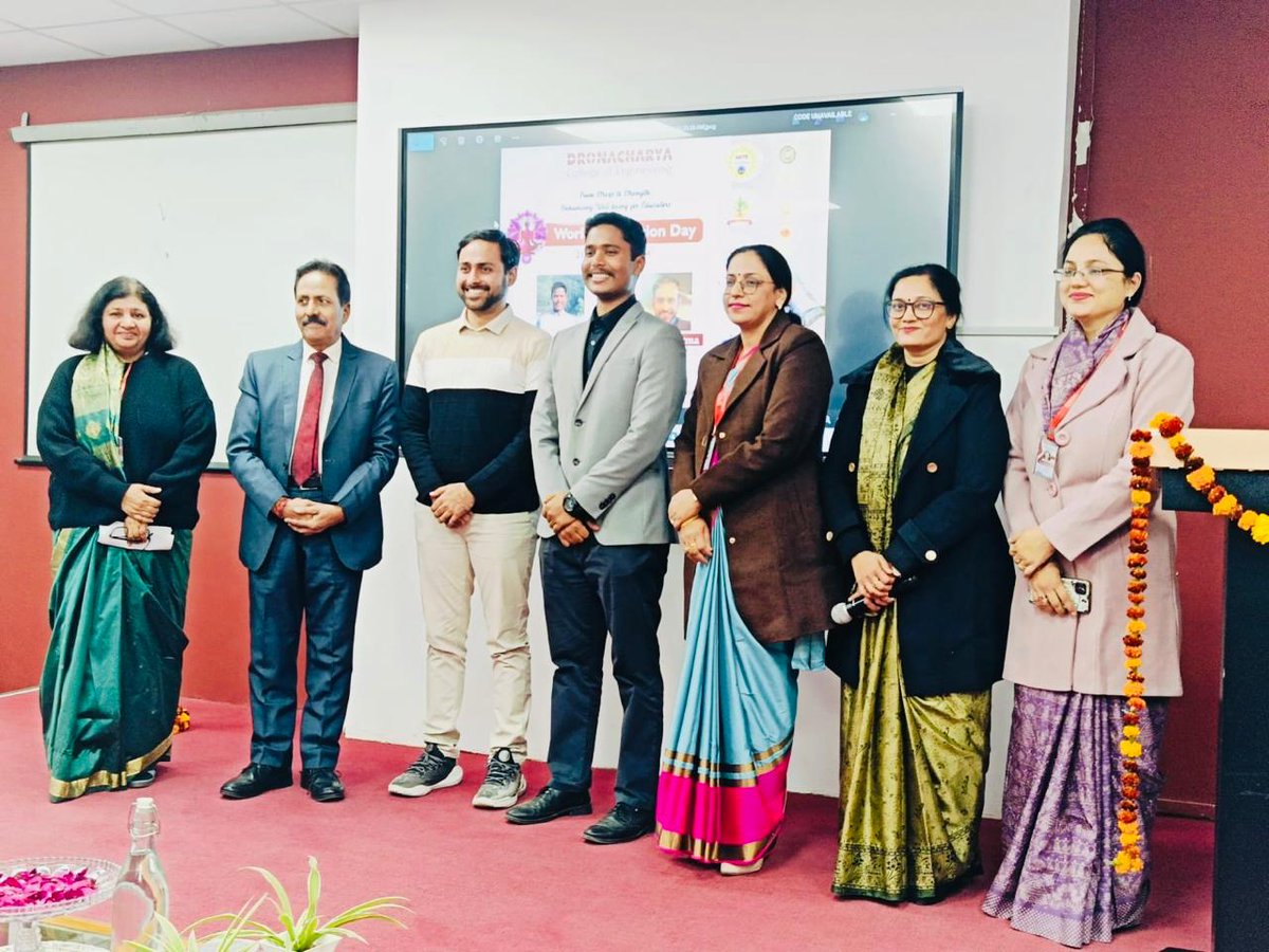 DCENSS1's tweet photo. 🌟 Celebrating World Meditation Day at DCE Gurugram 📷On 21st Dec 2024, NSS Cell &amp; Yoga Club hosted an inspiring event with The Art of Living experts Karan Kumar &amp; Pranav Sharma. Focused on mindfulness &amp; well-being, it promoted positivity &amp; mental health!  #WorldMeditationDay https://t.co/gE0pPBgB6g