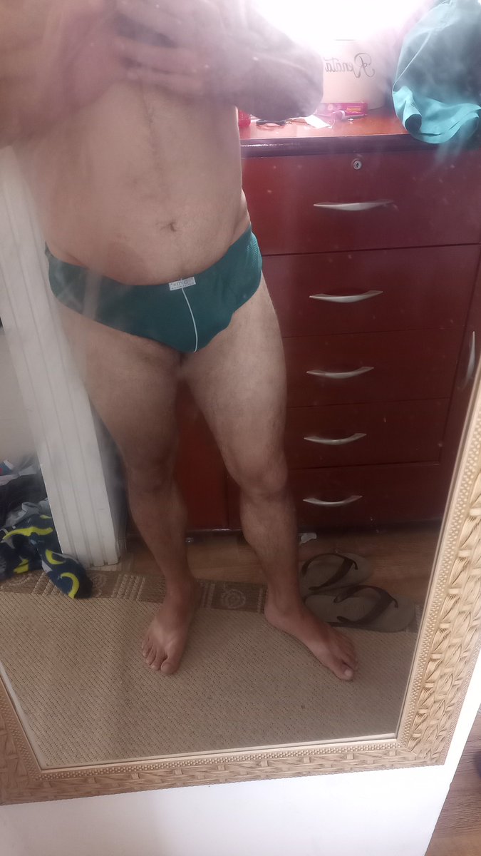 Sthuart2019's tweet photo. Quem aí curte F##der um gordinho????

Osasco SP https://t.co/PGAJUwPS0e