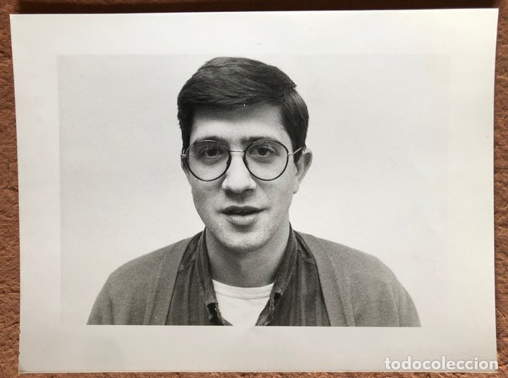 Se llama Francisco Javier López
Alvarez: PATXI para los amigos.

Se incorporó a la política a los 16 años, precisamente al PSOE, y a día de hoy, no se ha podido averiguar ninguna actividad laboral.

NO HA TRABAJADO EN SU VIDA.