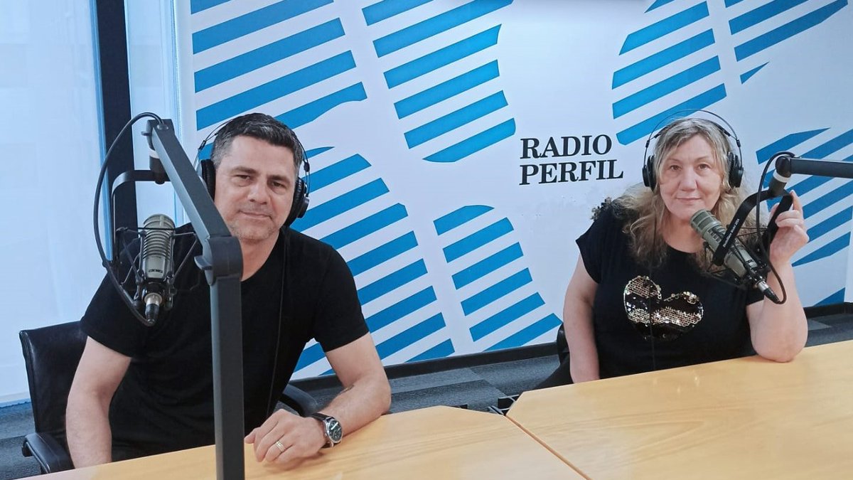 Perfil1190's tweet photo. #ShowAttacK 🔵📻| Escuchá en vivo @showattackok con @pavonmariano @monicaneffke y un gran equipo hasta las 18 hs. por #RadioPerfilAM 1190

@perfilcom 👇
https://t.co/Mh1Pmo6ivl https://t.co/kx5zhjT1M9