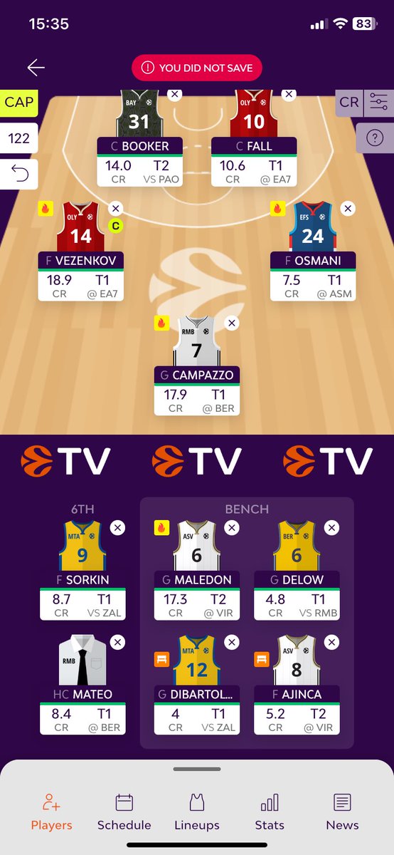 MonroePlatio's tweet photo. @ELFantasist happy holidays man, what do you think of the team, would you change something

which team do you think is better? i have 0.8 credits left on both team https://t.co/U7BrL31kDL