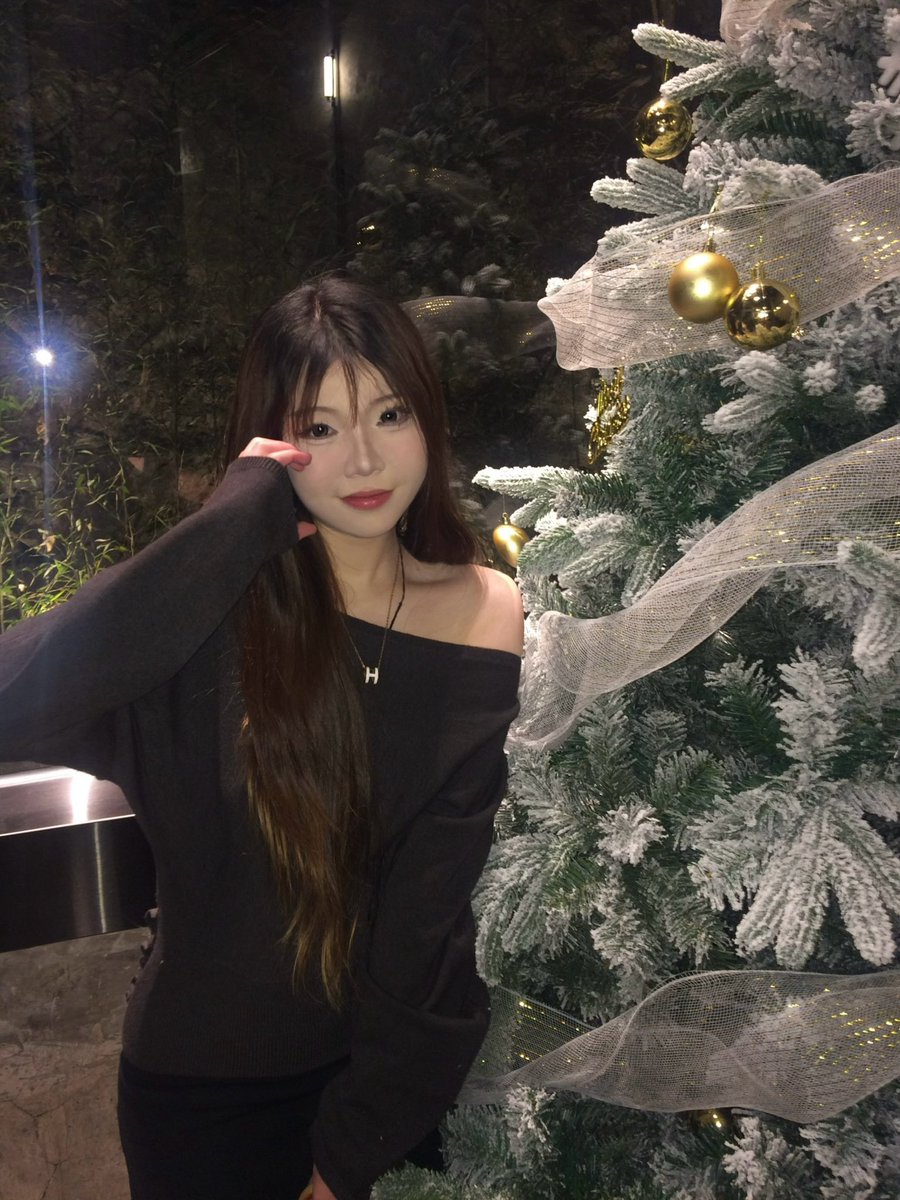 1 (@troyeeone1) on Twitter photo 