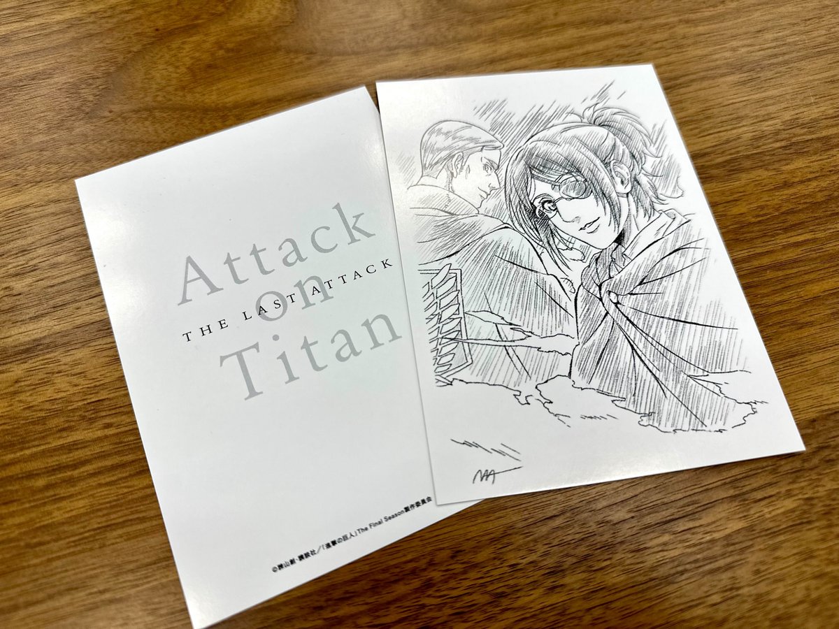 anime_shingeki's tweet photo. ／
本日12月27日（金）より
第8・9週目入場者特典配布⚔️👓
＼

MAPPA描き下ろしビジュアルカード＜第2弾＞
総作画監督・秋田学さんの描き下ろし🖋️
⚠️数量限定・先着配布となりますのでご注意ください

配布期間：2024年12月27日（金）～2025年1月9日（木）
https://t.co/oxLq6nOw5k

#shingeki #THELASTATTACK #進撃劇場