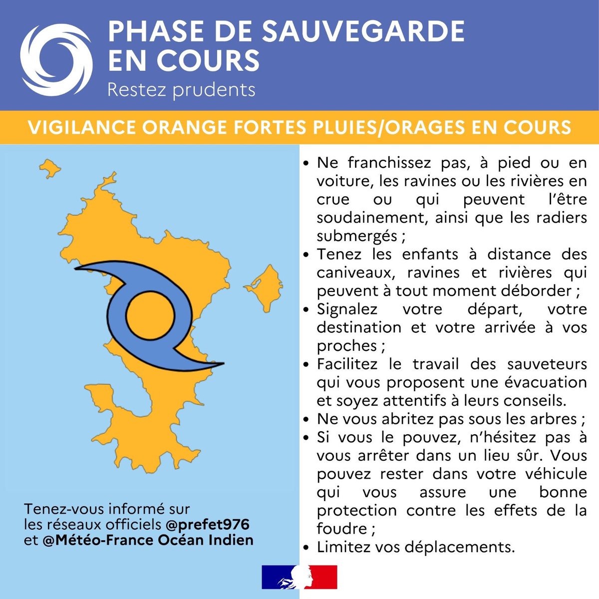 🟠 Vigilance orange fortes pluies/orages en cours sur le département

Ce soir, de fortes précipitations ainsi que des orages toucheront Mayotte
Dans un contexte où les habitations sont déjà fragilisées par le passage du cyclone CHIDO, il est impératif que chacun se mette à l'abri