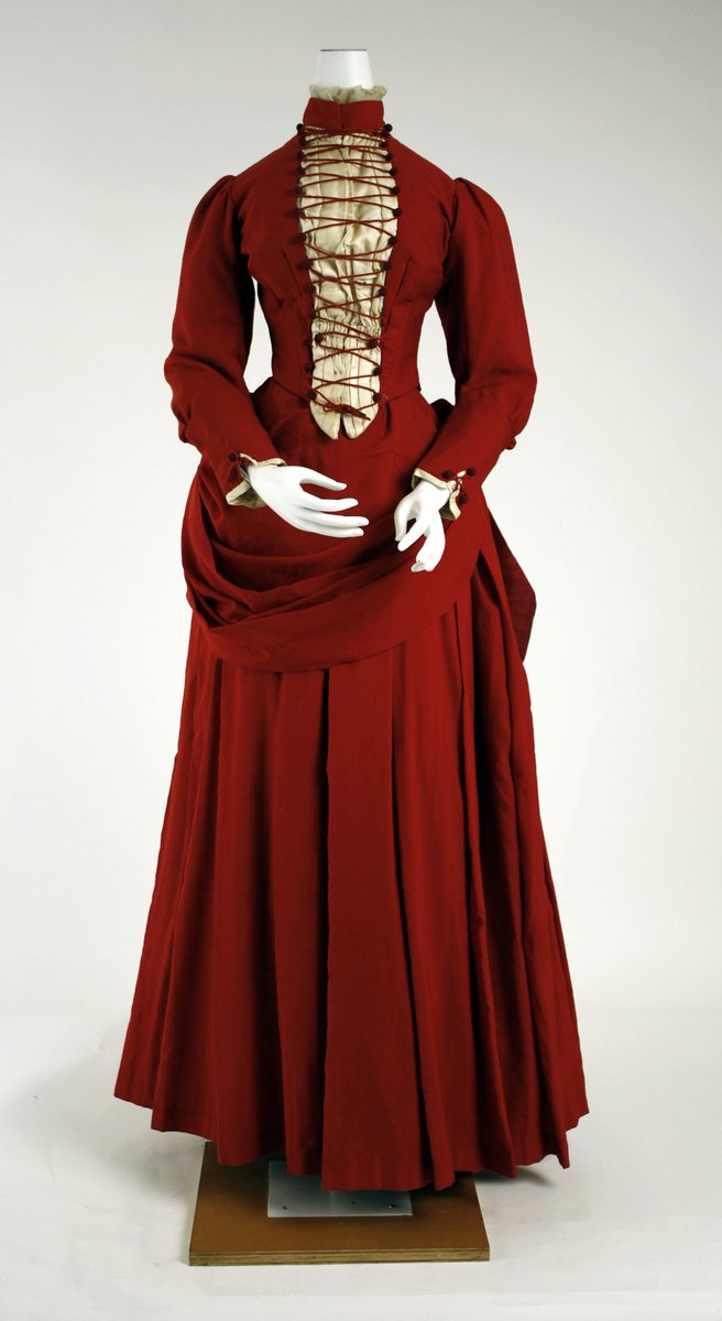 wikivictorian's tweet photo. Day dress, 1887. The MET. https://t.co/waC0GUoYI4