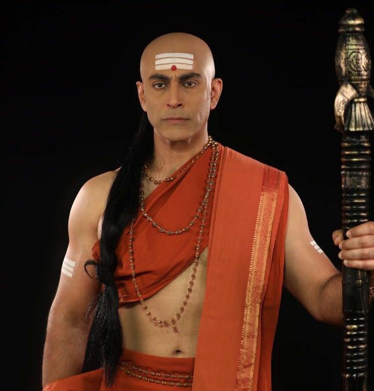 Today I saw GK in which Chanakya, Kautilya and Vishnugupta are described. 

Can you reveal the mystery behind their names?
🙏 Comment 👇