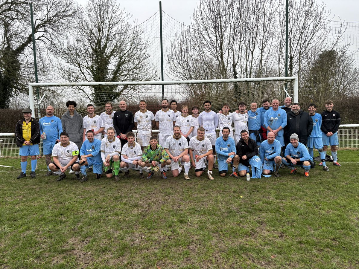 HathernFC's tweet photo. 🎄Boxing Day 2024🎄

A huge thanks to all the friends, family, and the village for coming down to show their support for a great cause. 

Another shout out to the vets for rolling back the years to make a competitive game of it!
 
One family, one village, one club ♣️ https://t.co/Utb5I2xNUX