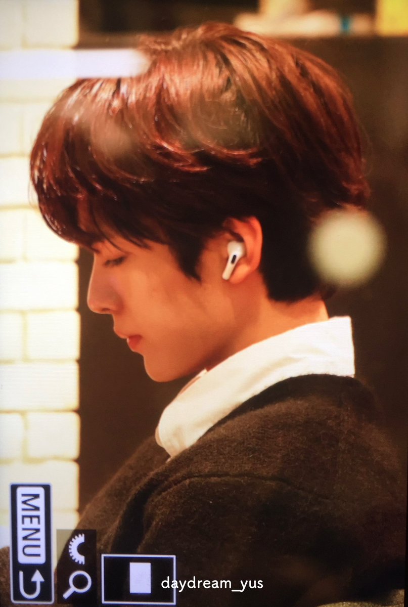 diffe486's tweet photo. 연하가 너무 ..컸다 https://t.co/Dq1cu18AQ8
