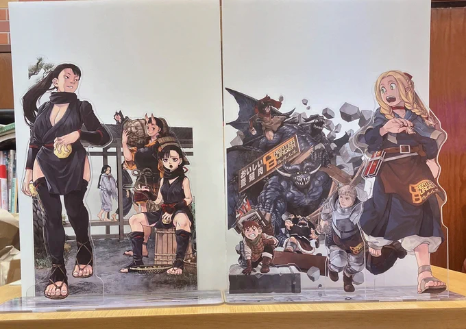 そして『ともつか治臣』さんに描いてもらった今回の表紙をA3版のアクスタにしてみた。でかくてカッコイイ!当日展示してますので見に来て! 