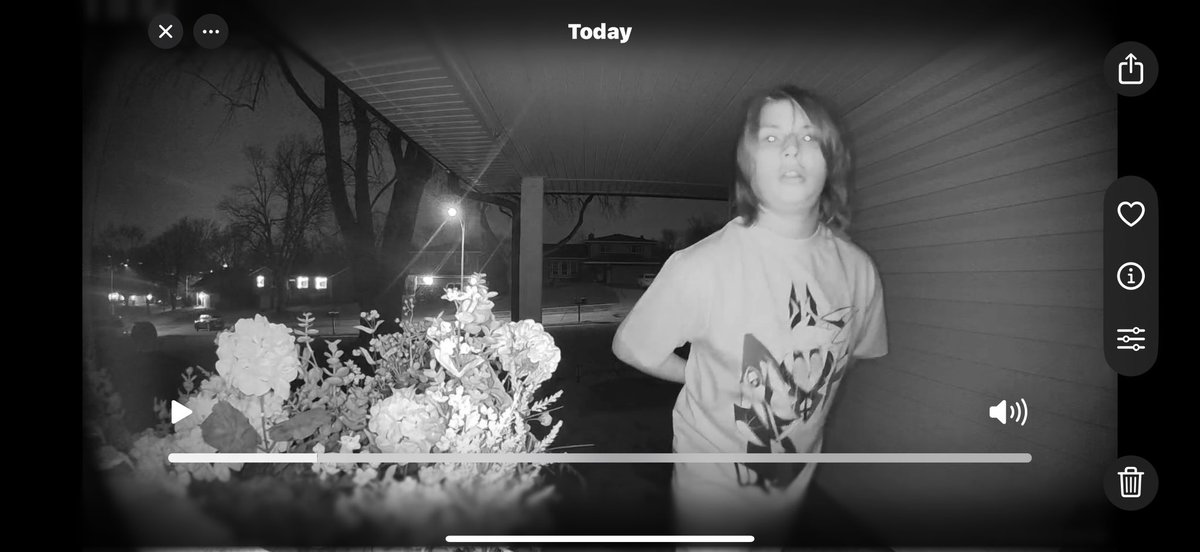 OmahaPolice's tweet photo. Please Share…

Landon Miller, 13, has been missing since 2am this morning from the area of 149th and Polk Streets. 

Landon is considered a vulnerable person. He is 5,7”-5’8” 170 pounds, has dark brown shoulder length hair, blue eyes, and walks with a limp.
🧵1/2 https://t.co/lexZRWbpS4