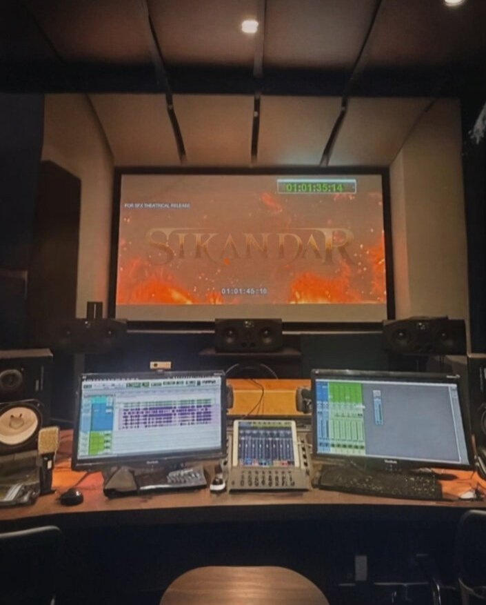 ALERT: #Sikandar Teaser will drop tomorrow. Teaser Length is 1.45 min.

#SalmanKhan #RashmikaMandanna #KajalAgarwal #ARMurugadoss