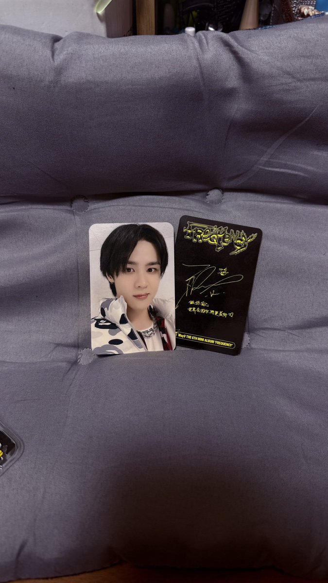 _happybear12's tweet photo. Mail’s today,
#WayV_FREQUENCY #wayv #Kun
#WayVkun https://t.co/5k925OB5nI
