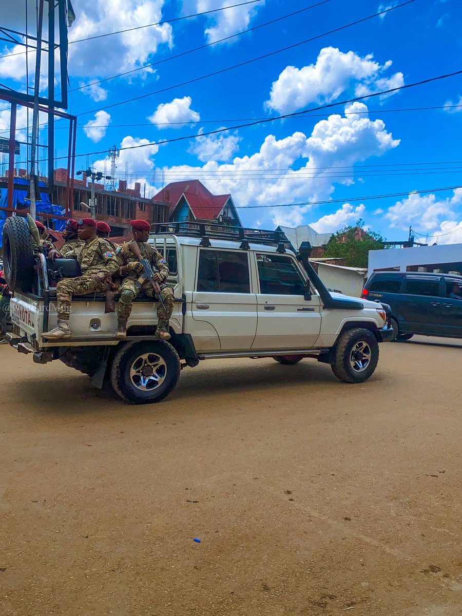 Mngnoellard11's tweet photo. 📍Bukavu - Fardc
#bukavu #explorercd #bukavuexplorer #FARDC #congo #Congo #congokinshasa #photo #photography #photographer
@congotask @Watch_FARDC @marlonluzayamo_ @FARDC_Info @FARDC_officiel @FARDC_Info @fardc_archives @ChristosMuk https://t.co/y8FCKe1nBe