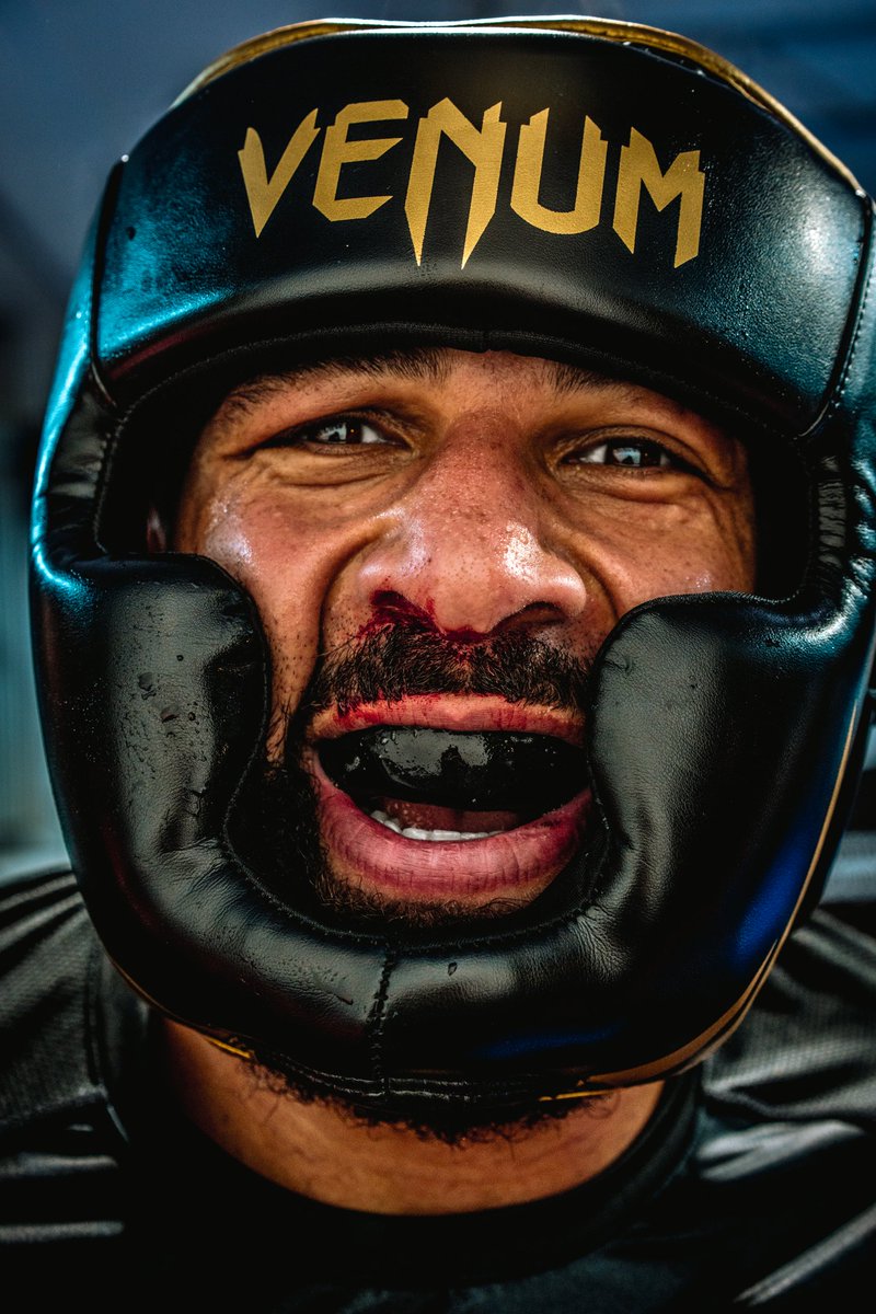 Merry X Mas 🎃🎄❤️

Ya'll enjoy your time off🥊🤣🦍