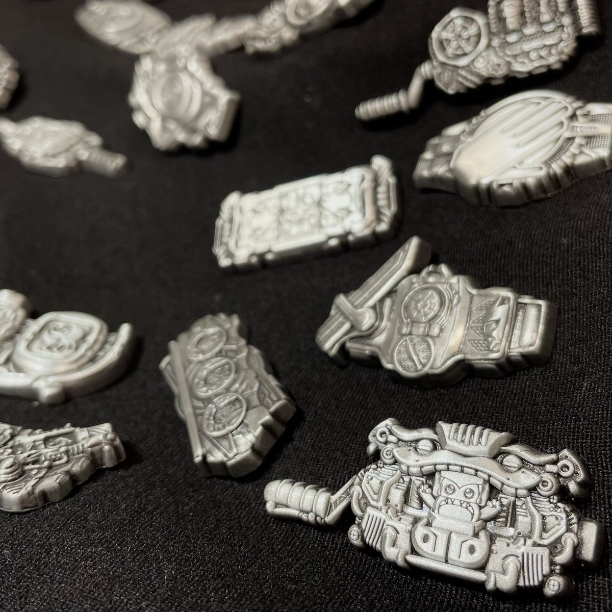 仮面ライダーストア on X