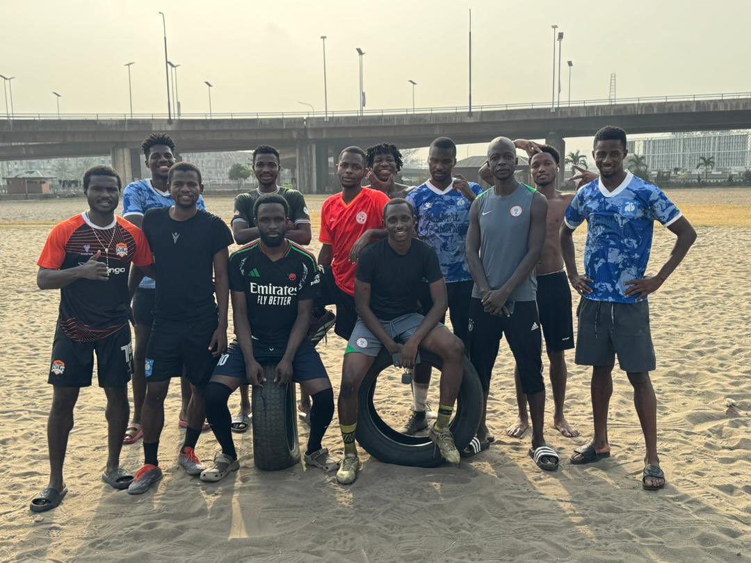 PrimalSporting's tweet photo. All set for @LagosLiga semi-finals
Final training session🦾

#Gogorillas 🦍 https://t.co/SoDhySwI4Z