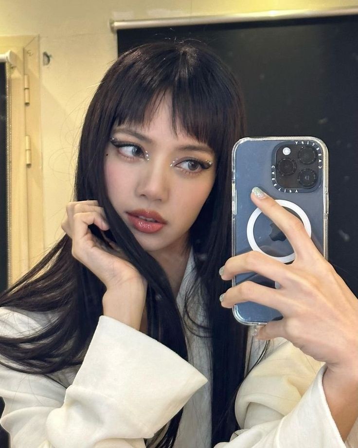 lllsanina's tweet photo. LISA in Riyadh 🫠 https://t.co/7RTbGyq9zo