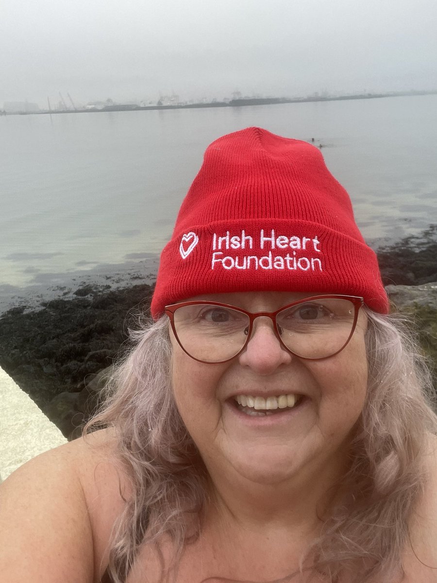 TeenaGates's tweet photo. #Dip8 in the bag. 4 more to go by the end of the month - for @Irishheart_ie with Mark Cleary. Beautiful at Clontarf’s wooden bridge this morning…. flat calm. Got a proper swim in to the buoy and back. https://t.co/HvHEif0HrV