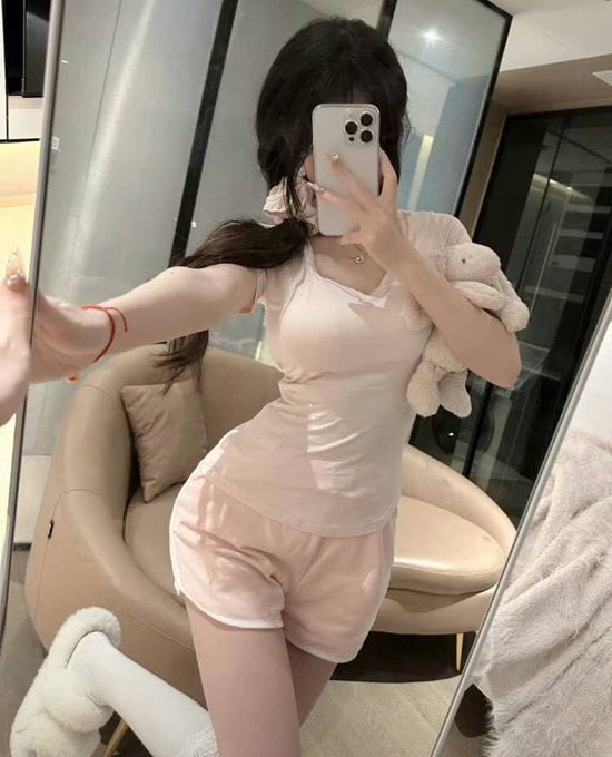 好无聊啊    来和小姐姐发一段小故事吧，把我弄高潮就好~
 #马来西亚 #新加坡约炮  #新加坡 #新加坡一夜情 #马来西亚约炮  #新加坡按摩 #新加坡学生妹  #新加坡约炮 #新加坡外围