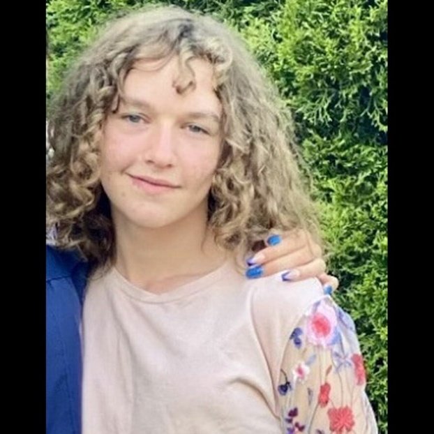 Brianna was stabbed to death. a 16 year old trans girl was murdered because she was trans. lured into a park and left there to bleed out.
Pauly, a 14 YEAR OLD, was found DISMEMBERED in a lake. because she was trans.

NEVER open your mouth again, you fucking MORON.