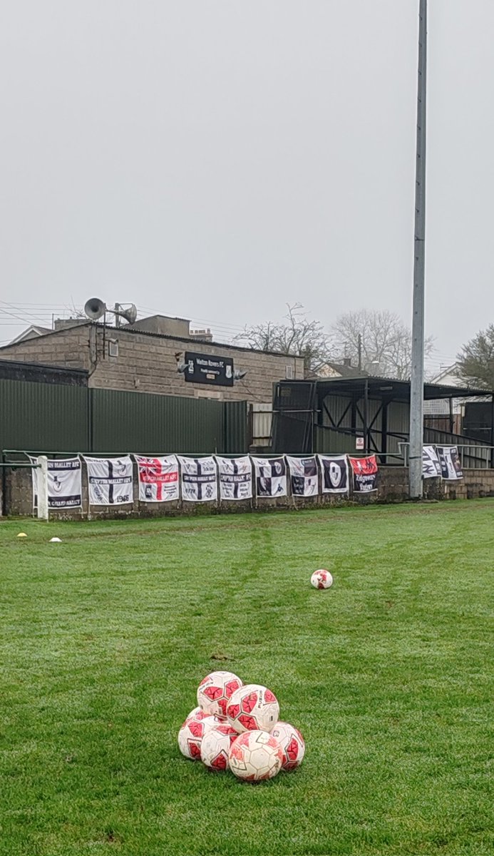 Welton Rovers 🇳🇬 (@weltonroversfc) on Twitter photo An hour till Kickoff here at West Clewes.
Welton Rovers vs <a href="/Mallet_AFC/">Shepton Mallet AFC</a>
<a href="/_WesternLeague_/">Western League</a>
#greenarmy An hour till Kickoff here at West Clewes.
Welton Rovers vs <a href="/Mallet_AFC/">Shepton Mallet AFC</a>
<a href="/_WesternLeague_/">Western League</a>
#greenarmy