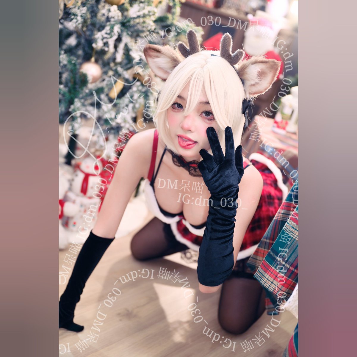 DM_030_'s tweet image. 聖誕馴鹿〔1〕
各位聖誕快樂！

更多照片請到Furuke購買⇩
furuke.com/posts/dm_030_-…

#棚拍 #merrychristmas #聖誕節 #聖誕裝 #馴鹿 #DM呆喵 #呆喵 #furuke