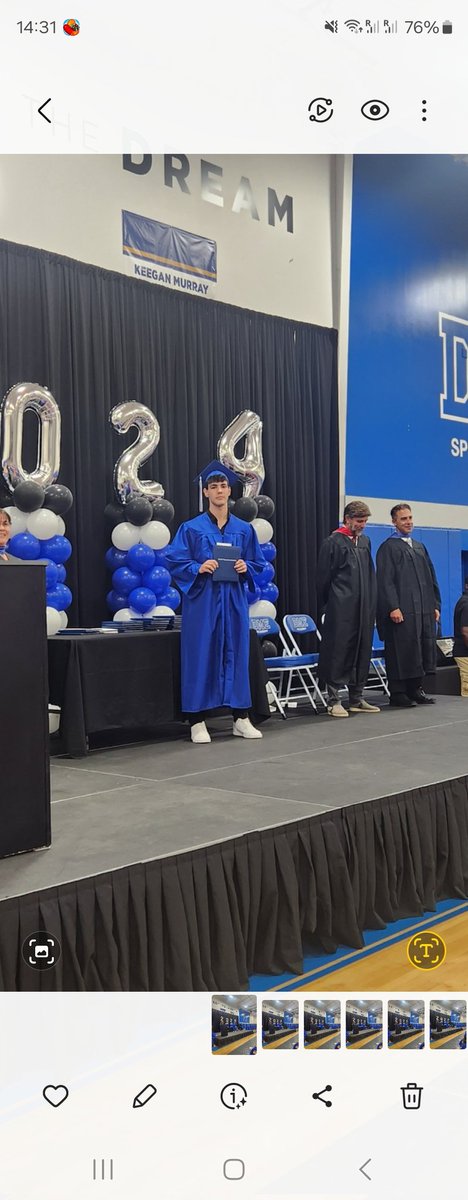 aleixgranyo's tweet photo. Highschool Graduation https://t.co/glxxRzb47v