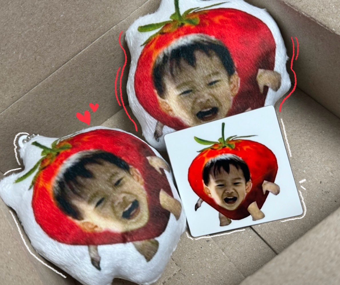 #RT 

곧 있을 철이 생일을 맞아 RT 한분께
>>딸기철 인형과 냉장고 자석<<
보내드립니다♡ 

말랑몰랑하구부드러워용..
당발 12/31
팔로워한정 X