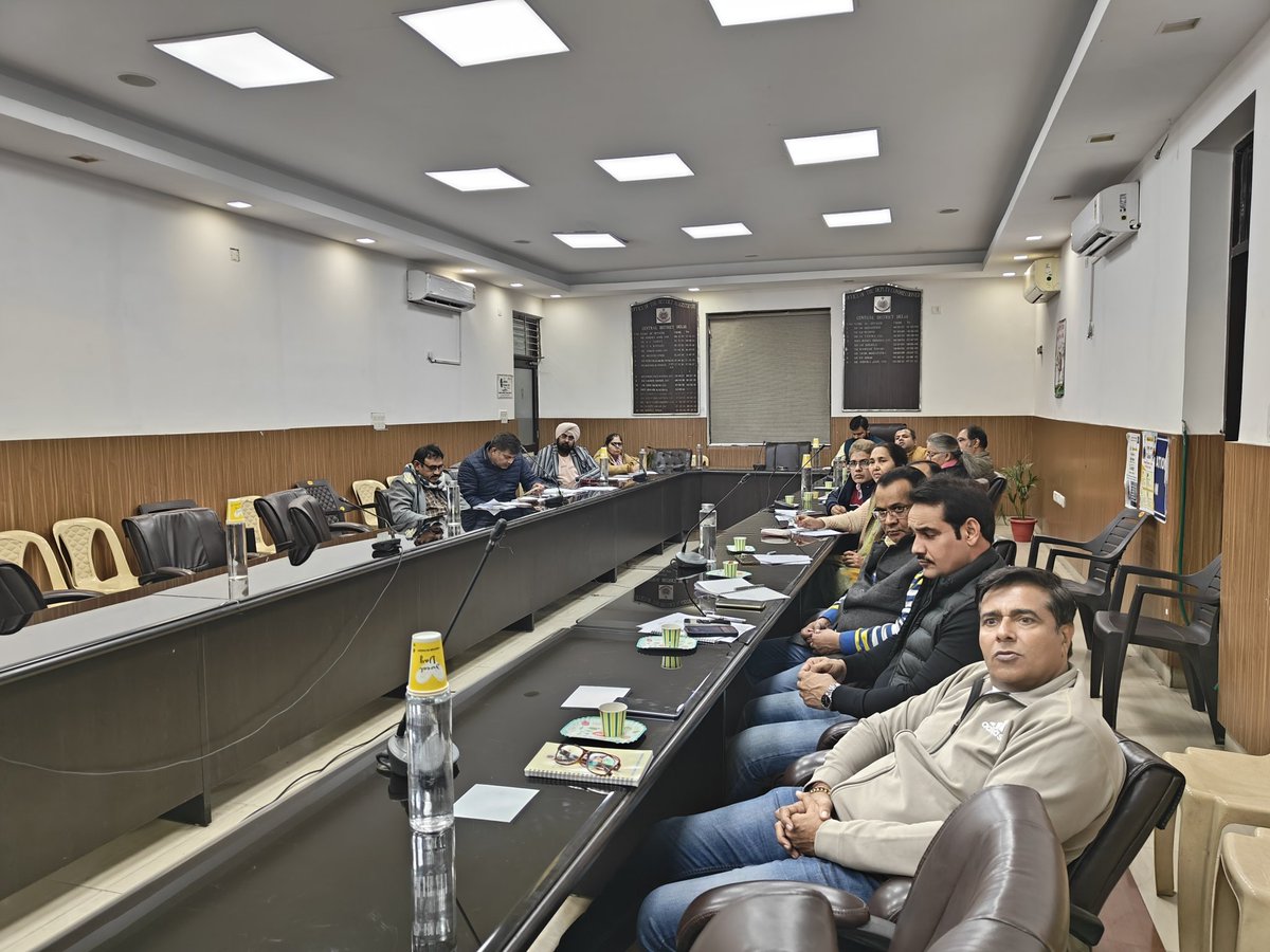 DMCentralDelhi's tweet image. Delhi Assembly Election 2025 prep is underway! @CeodelhiOffice chairs review meeting to assess progress on Special Summary Revision 2025 &amp;amp; poll preparedness via video conferencing. Ensuring free, fair &amp;amp; peaceful elections! 

#DelhiElections2025 #PollPreparedness
