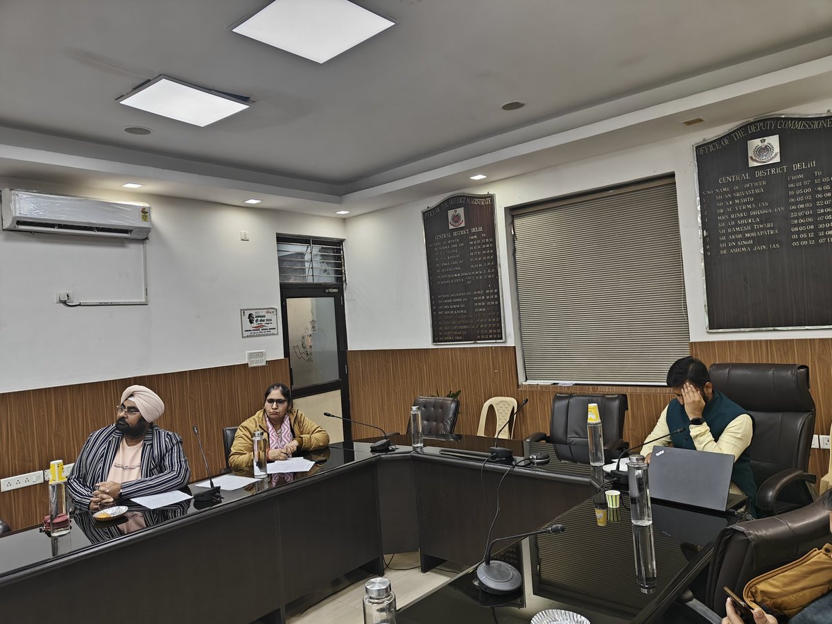DMCentralDelhi's tweet image. Delhi Assembly Election 2025 prep is underway! @CeodelhiOffice chairs review meeting to assess progress on Special Summary Revision 2025 &amp;amp; poll preparedness via video conferencing. Ensuring free, fair &amp;amp; peaceful elections! 

#DelhiElections2025 #PollPreparedness