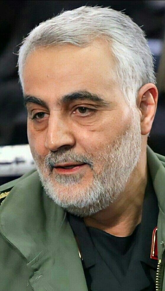 به عشق سرباز ترین، سردار دنیا، هرکسی که فالو کنه، بک داده میشه تضمینی👌🏻
#حمايت_انقلابى 
#فالوبک_تضمینی