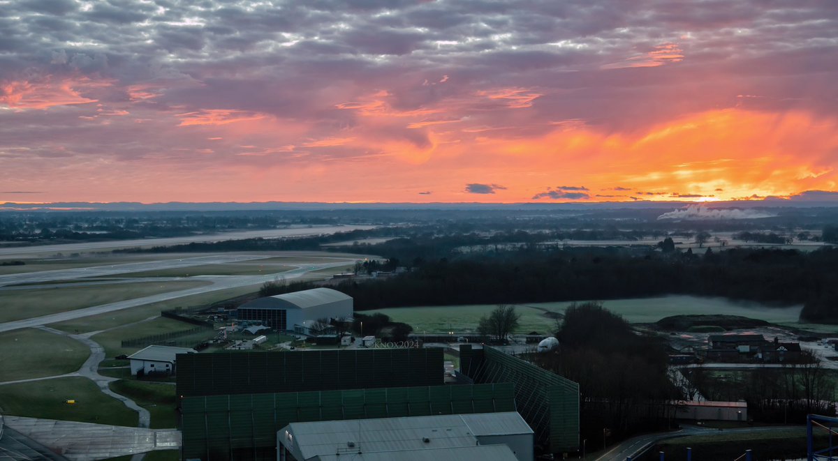 MrKnox (@foxyknoxy99) on Twitter photo Yesterday’s #christmas gift from nature: this stunning sunset, as shallow fog formed across <a href="/manairport/">Manchester Airport</a> and surrounding scenery. A couple of arriving pilots even commented on how beautiful it was! #aviation Yesterday’s #christmas gift from nature: this stunning sunset, as shallow fog formed across <a href="/manairport/">Manchester Airport</a> and surrounding scenery. A couple of arriving pilots even commented on how beautiful it was! #aviation