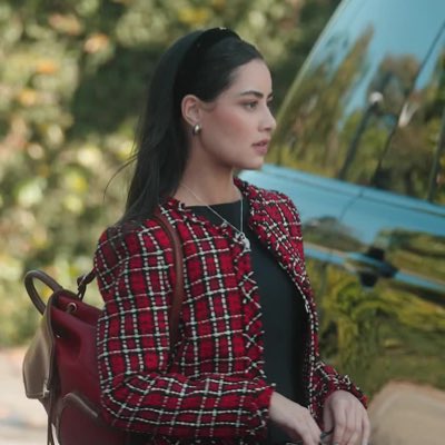 #NewProfilePic hi sis. si hailey kaplan ito. ayala heiress din ako emi HAHAHAHA