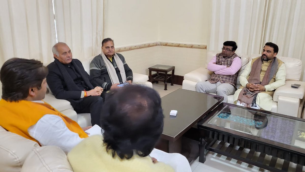 dharampalbjpmla's tweet photo. जनपद मेरठ के सर्किट हाउस में संगठन चुनाव पर भाजपा पदाधिकारियों संग महत्वपूर्ण चर्चा।
कार्यकर्ताओं के समर्पण और निस्वार्थ भाव से भाजपा बनी विश्व की सबसे बड़ी पार्टी।
#BJPStrong #PartyWorkersPride https://t.co/RIKP1UN08L