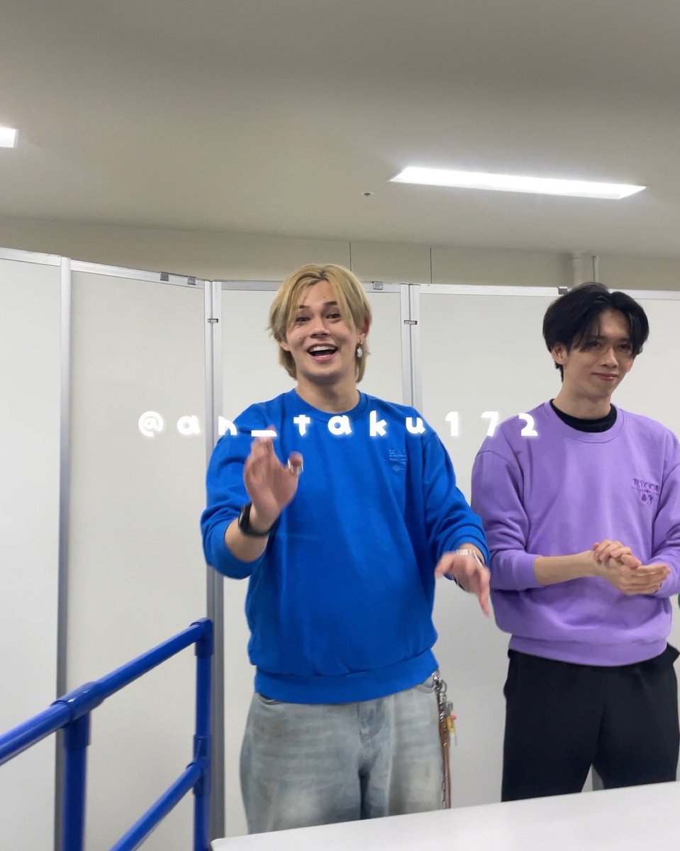2ho_kai_s2's tweet photo. 2024.12.26 超特急 到着後再点検 撮り鉄

カイくんが私を見つけてくれた時のお顔〜〜〜〜〜（ ;  ; ）ハート〜〜〜（ ;  ; ） https://t.co/2Pl9oqS4xL
