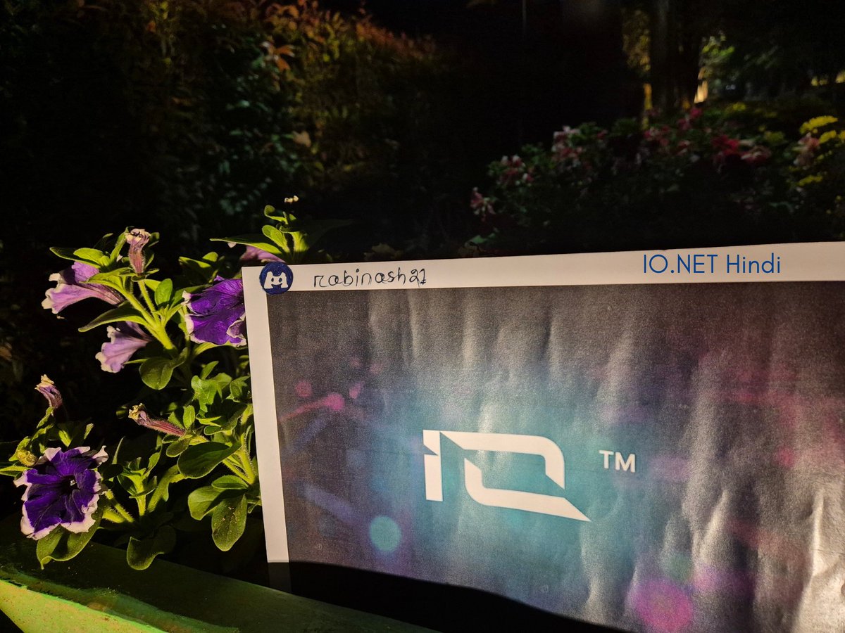 Abinash21101992's tweet image. Is Christmas aapke life mein khushiyon ke rang bhare, pyar aur shanti ka tohfa laaye. Merry Christmas! 🎄✨

@ionet @ionethindi @net_io37353 
#IOArmy #GPUArmy #hindiArtContest