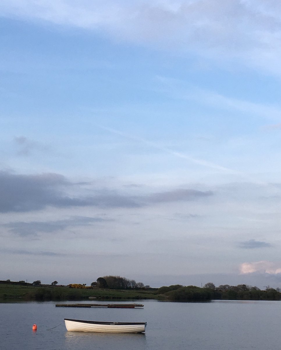 We hope everyone had a lovely Christmas.

Looking to walk off the festive food today? Stithians Lake is the perfect destination, just a 15-minute drive from our Penryn properties.

#BoxingDay #WinterWalk