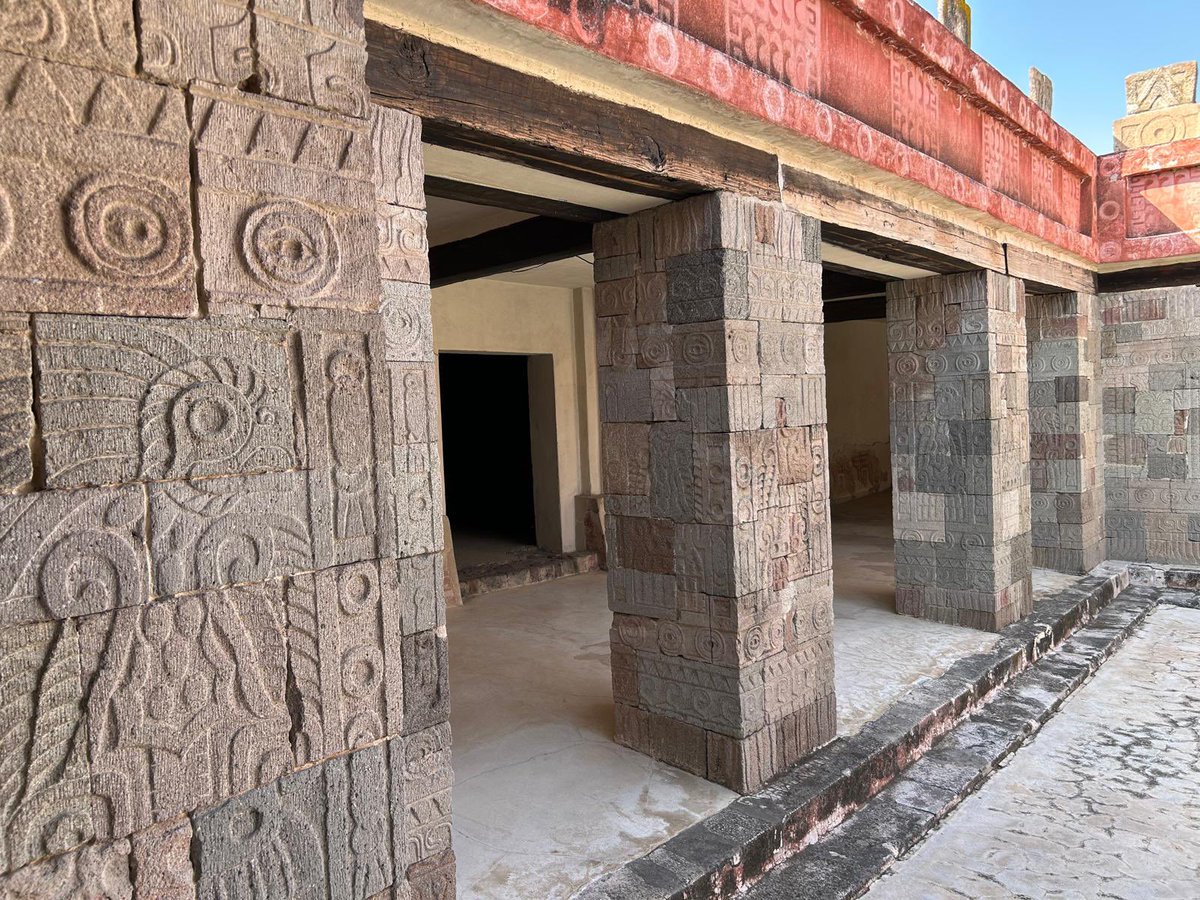 knicknack1's tweet photo. Temple of the Moon #Teotihuacan #Mexico https://t.co/FKghnV8uDO