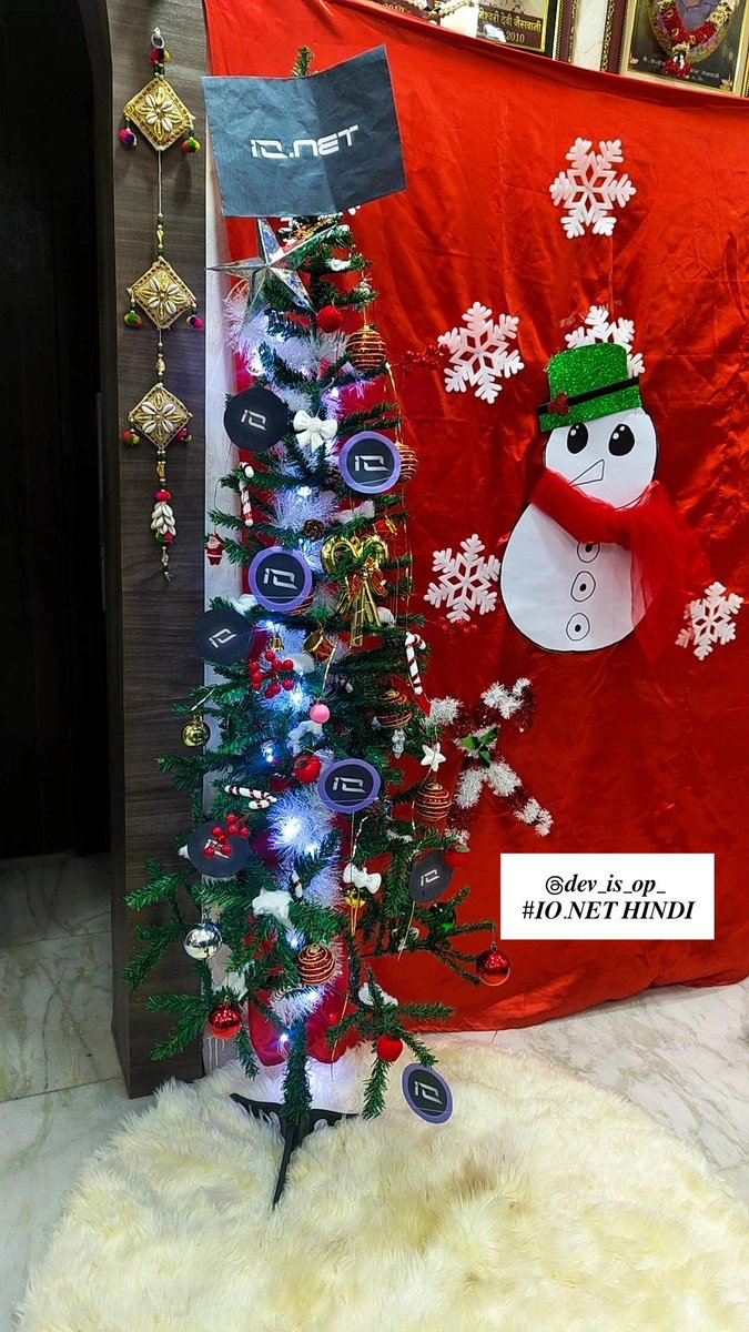 devisopw's tweet image. Hello #IONation 
Merry Christmas to all 🎄🎁❤️
Celebrating the magic of Christmas with a spark of innovation! 🎄✨ Let @ionet light up your holidays with the power of AI and decentralized computing!
@ionethindi @net_io37353 @xxivk_io
#IOArmy #GPUArmy #HindiArtContest