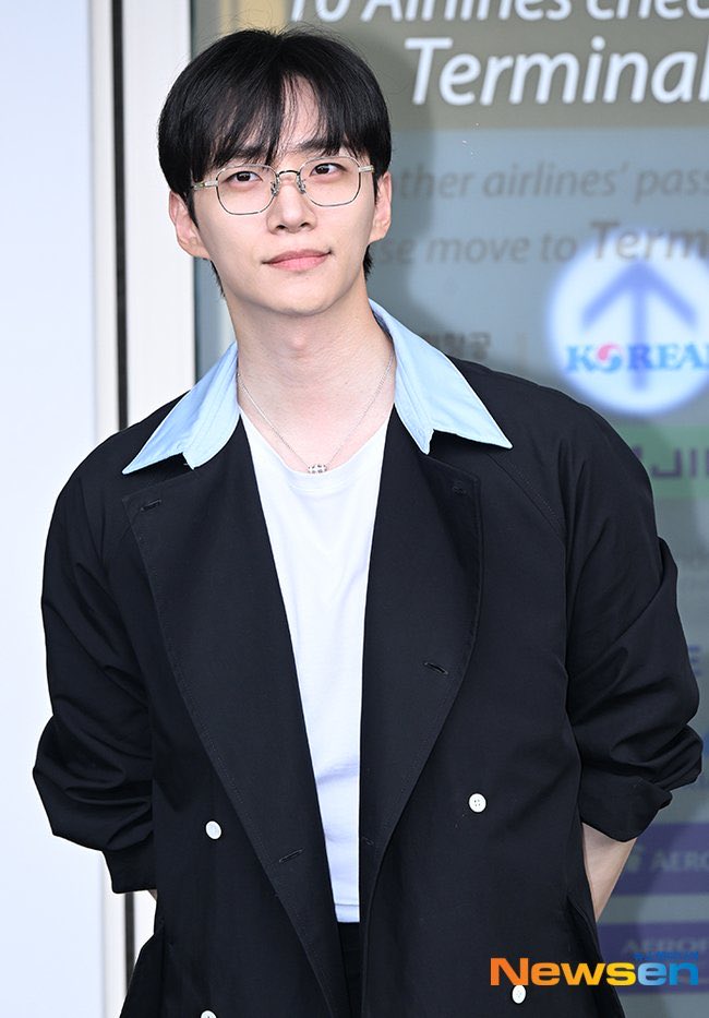 kbgmedia's tweet photo. JYP Entertainment clarified that #2PM's #LEEJUNHO is not facing tax evasion but underwent an irregular tax audit. The audit revealed a surcharge due to calculation differences by his tax agent and authorities. #LEEJUNHO has completed the additional payment. https://t.co/7C5vNt25HU